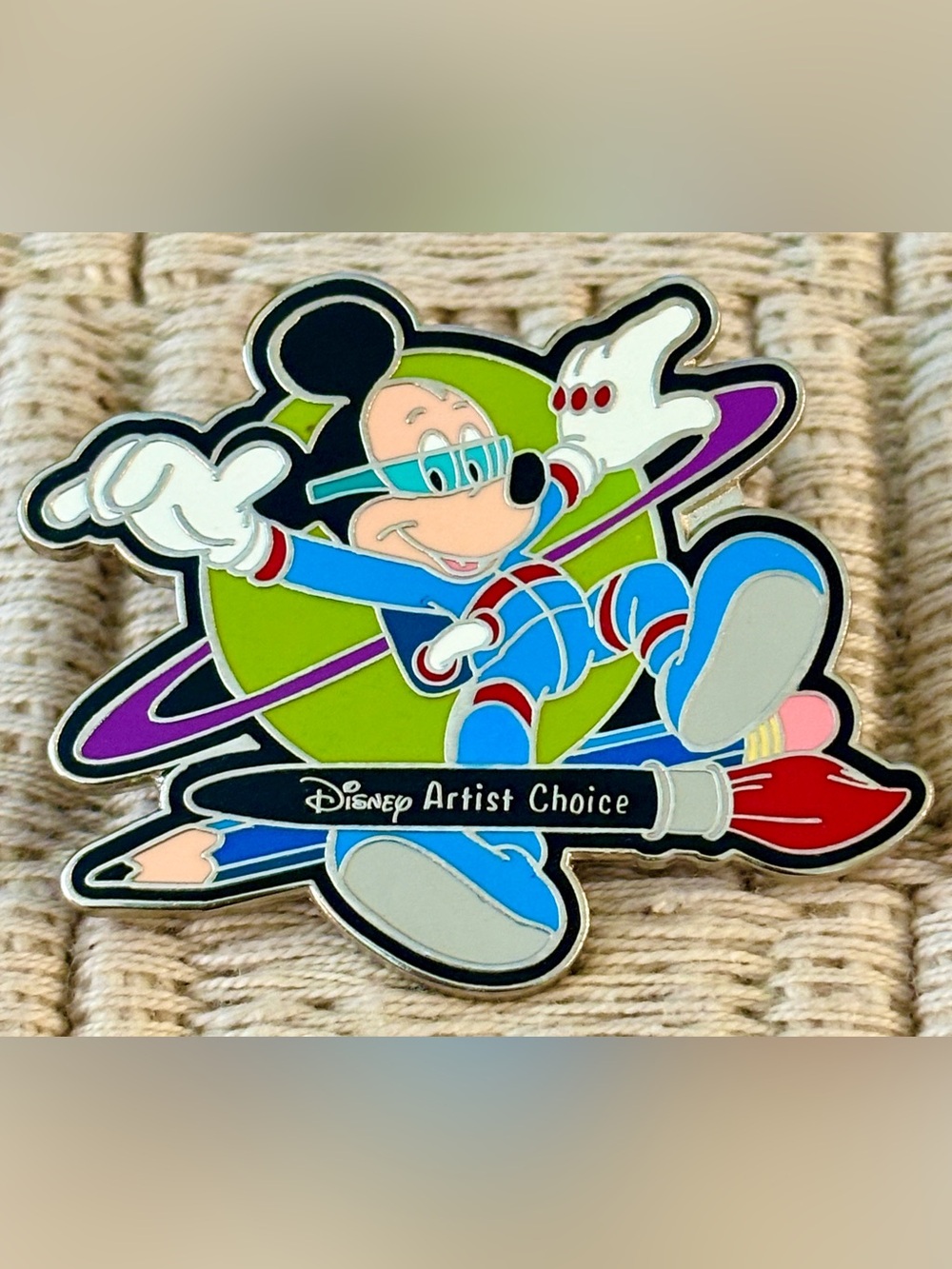DISNEY 2000 *LE 10000* WDW Artist Choice Spaceman Mickey Mouse Pin